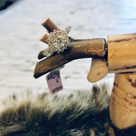 💰SOLD💰Vera Wang Diamond Engagement/Wedding Ring - Picture 5 of 8